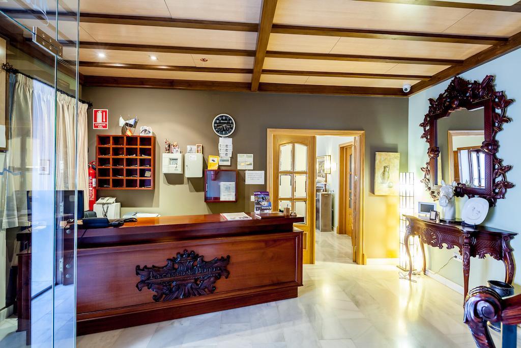 Hotel Las Casas Del Duque Osuna Kültér fotó